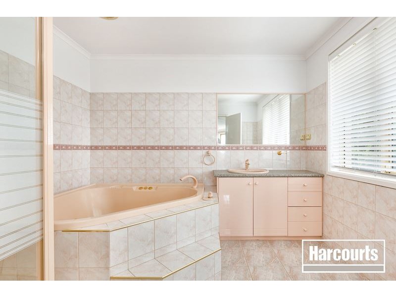 14 Emerson Court, Berwick VIC 3806