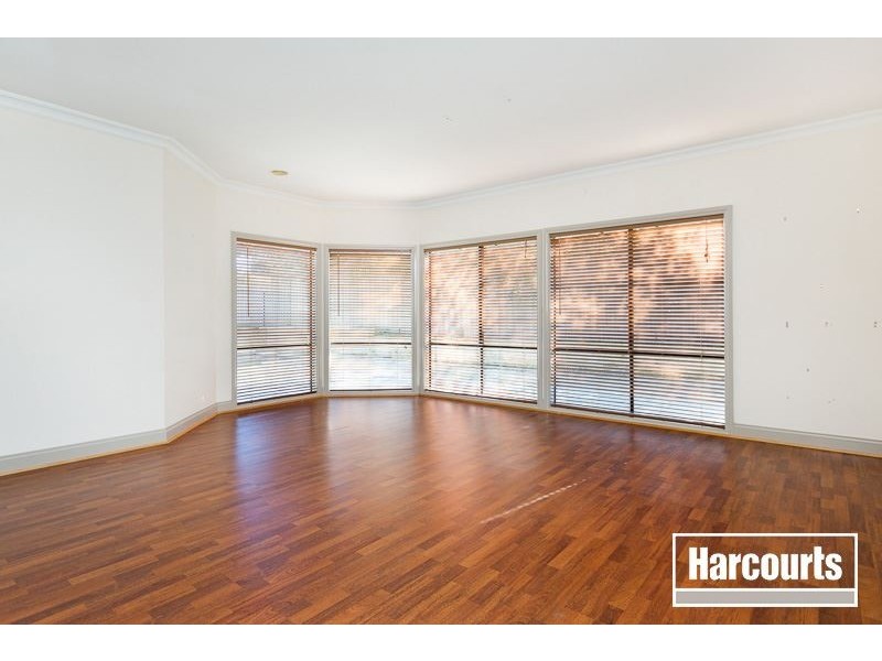 20 Lyrebird Gardens, Berwick VIC 3806