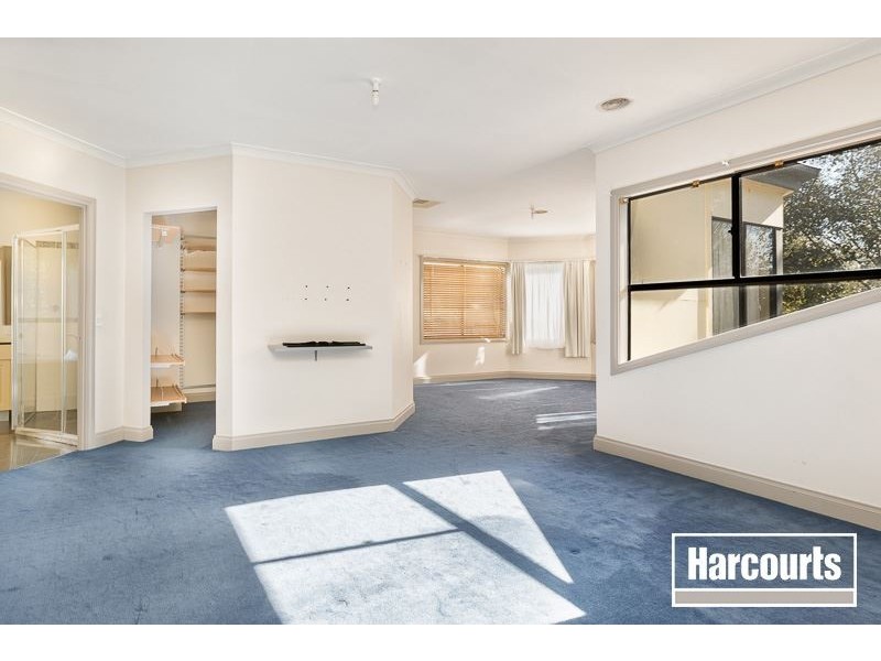 20 Lyrebird Gardens, Berwick VIC 3806