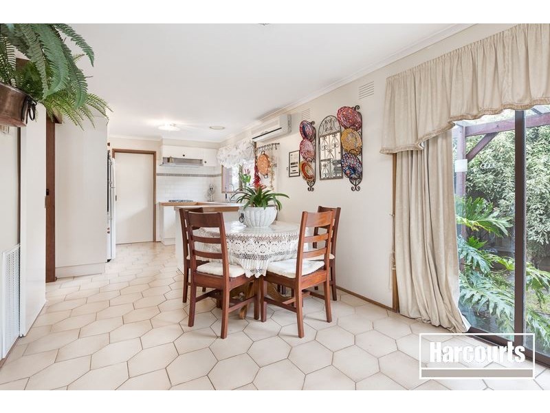 96 Outlook Drive, Dandenong North VIC 3175