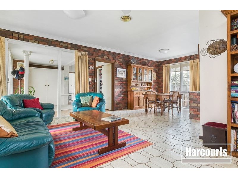 19 Mansfield Street, Berwick VIC 3806