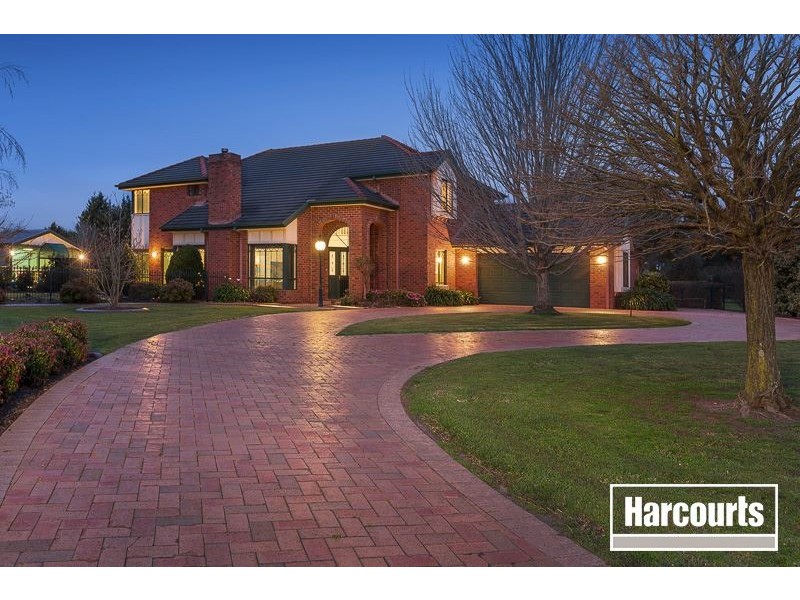 38-40 Hillsmeade Drive, Narre Warren South VIC 3805
