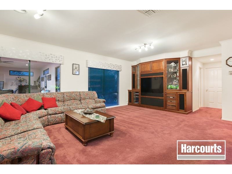 38-40 Hillsmeade Drive, Narre Warren South VIC 3805