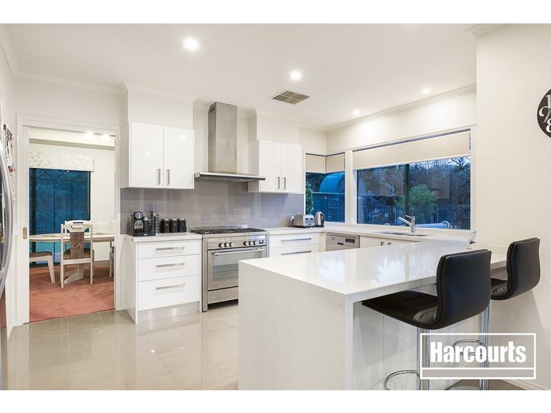 38-40 Hillsmeade Drive, Narre Warren South VIC 3805