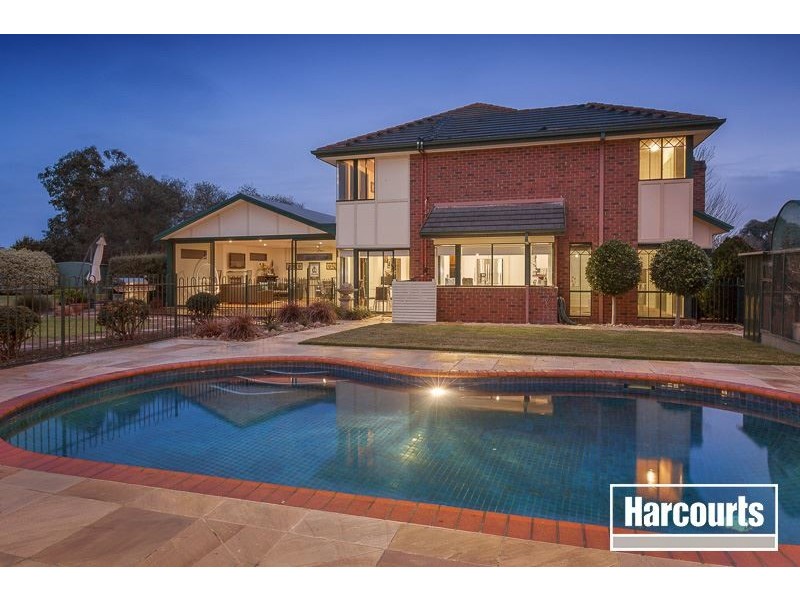 38-40 Hillsmeade Drive, Narre Warren South VIC 3805