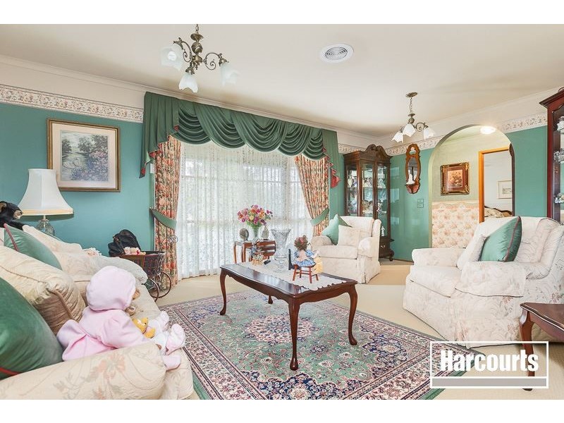 35 Florence Avenue, Berwick VIC 3806