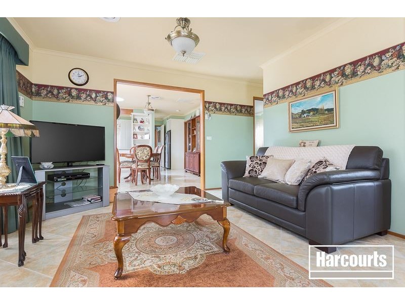 35 Florence Avenue, Berwick VIC 3806