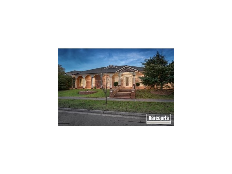 17 Hunt Club Road, Narre Warren South VIC 3805