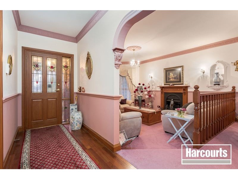 11 Andval Court, Berwick VIC 3806