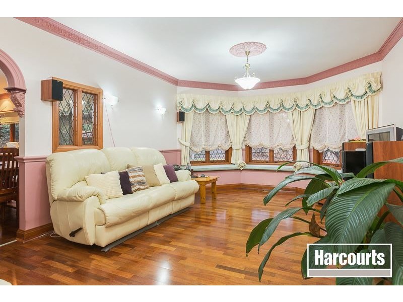 11 Andval Court, Berwick VIC 3806