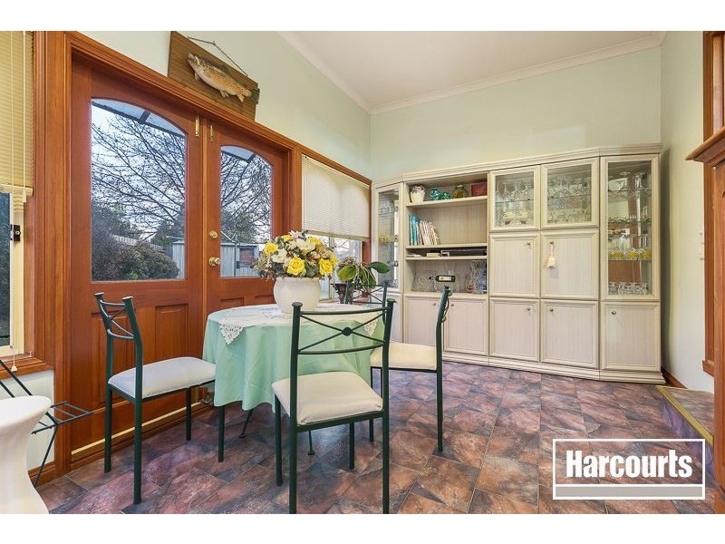 11 Andval Court, Berwick VIC 3806