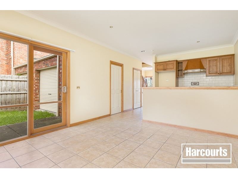 9/8 Adelaide Close, Berwick VIC 3806