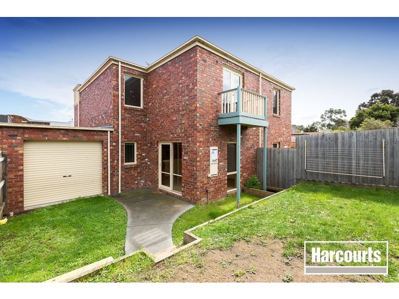 9/8 Adelaide Close, Berwick VIC 3806