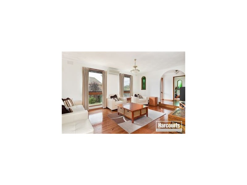 12 Kramer Drive, Berwick VIC 3806