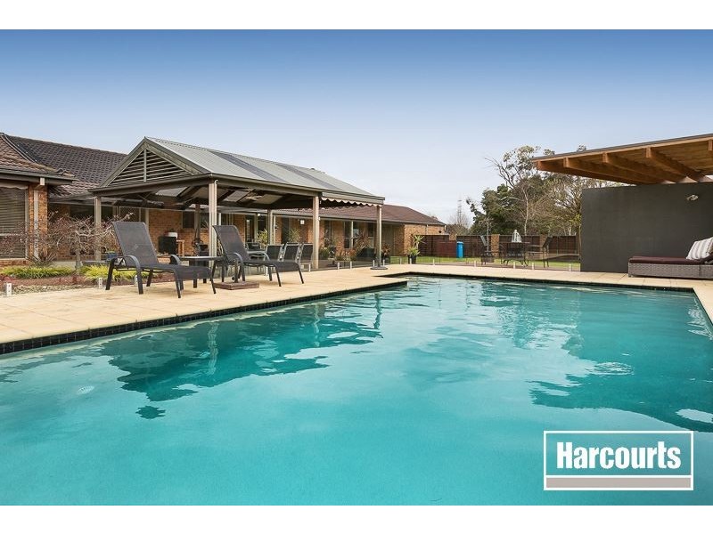 5 Ascot Court, Narre Warren North VIC 3804