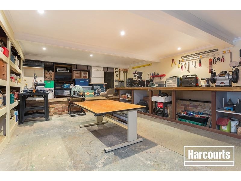 57 Hedgeley Drive, Berwick VIC 3806