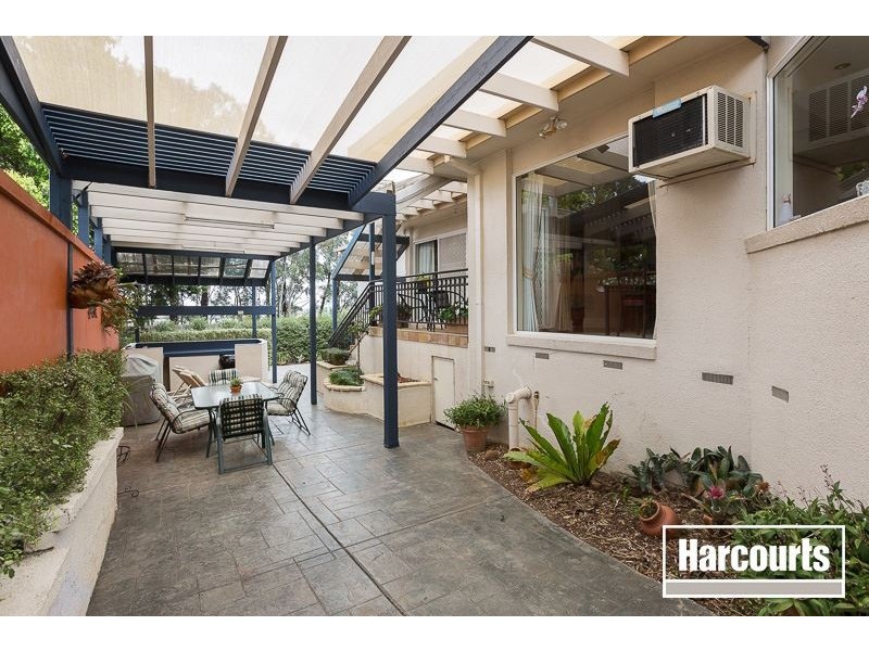 57 Hedgeley Drive, Berwick VIC 3806