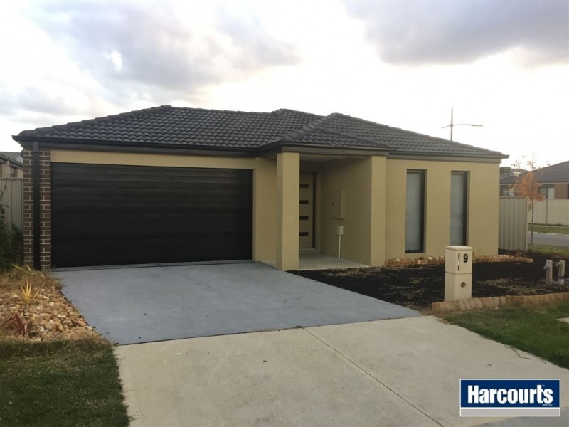 9 Romina Street, Pakenham VIC 3810
