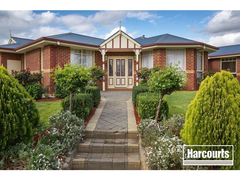 2 Wintersun Road, Berwick VIC 3806