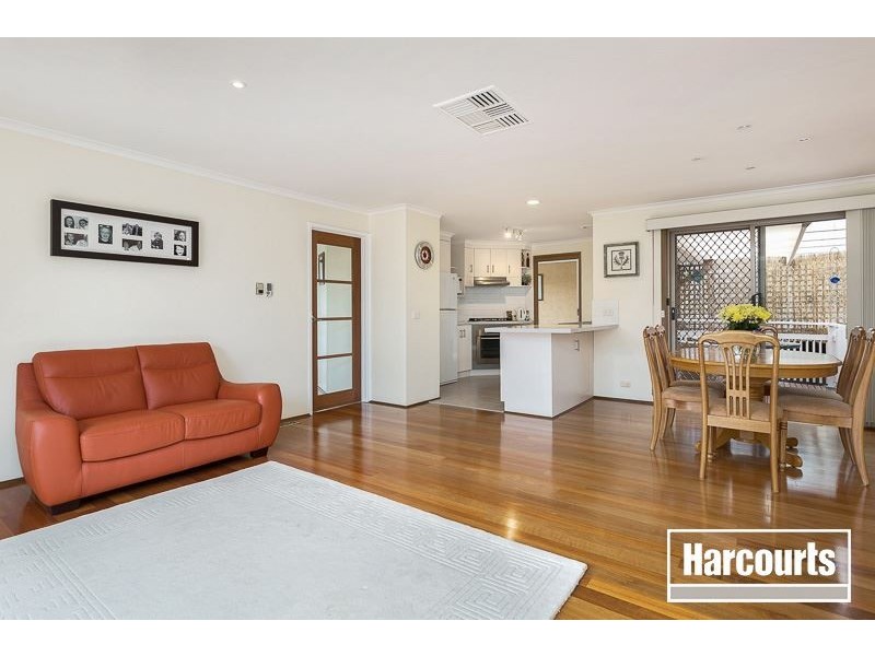 29 Lawrence Drive, Berwick VIC 3806