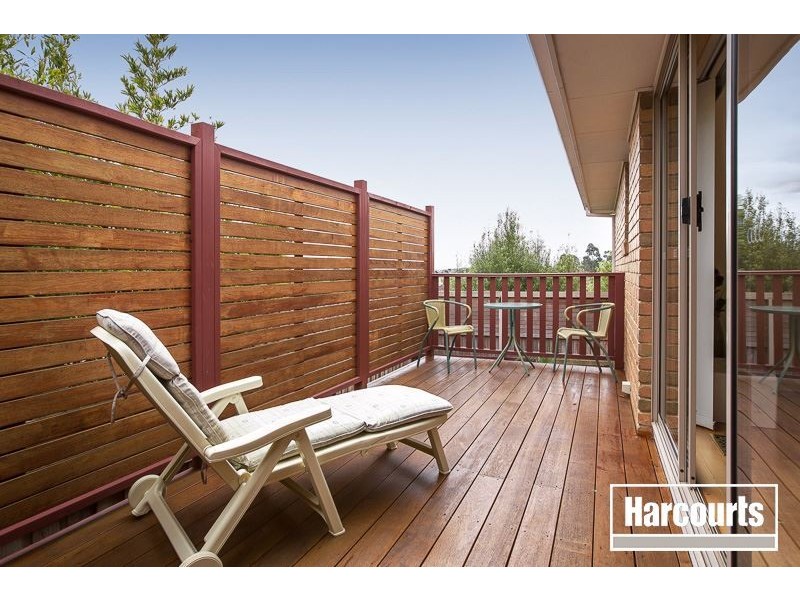 29 Lawrence Drive, Berwick VIC 3806