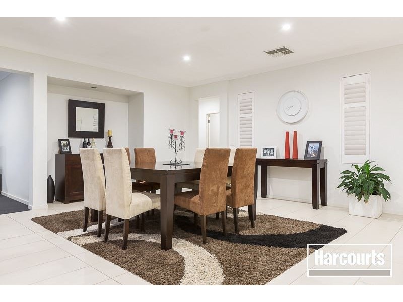 17 Tara Park Close, Narre Warren North VIC 3804