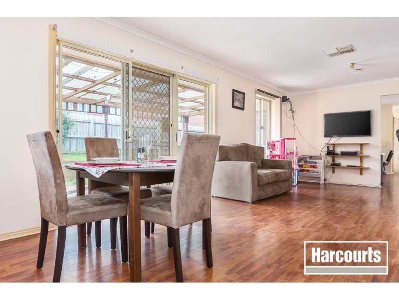 12 Sanctuary Rise, Narre Warren VIC 3805