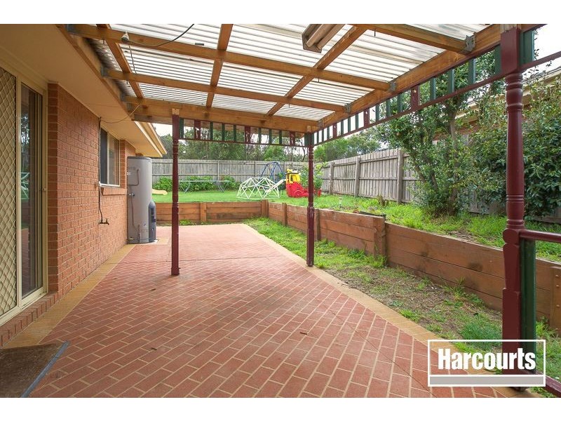 12 Sanctuary Rise, Narre Warren VIC 3805