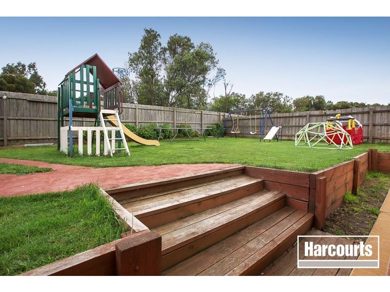 12 Sanctuary Rise, Narre Warren VIC 3805