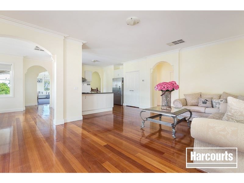 1 Temora Rise, Berwick VIC 3806