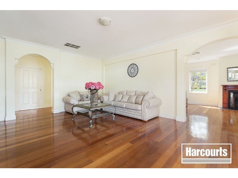 1 Temora Rise, Berwick VIC 3806