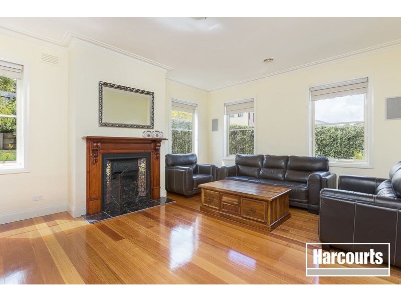 1 Temora Rise, Berwick VIC 3806