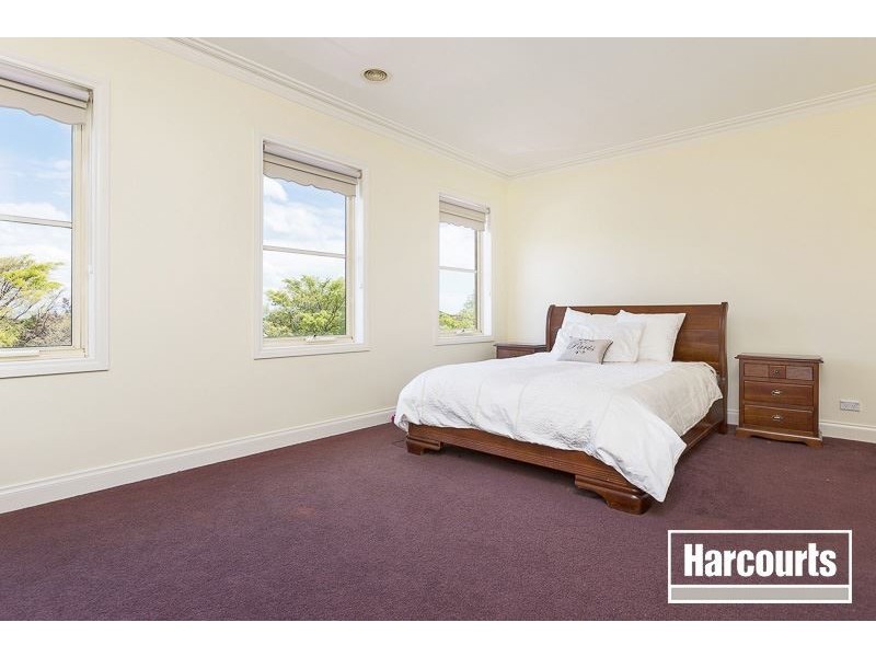 1 Temora Rise, Berwick VIC 3806