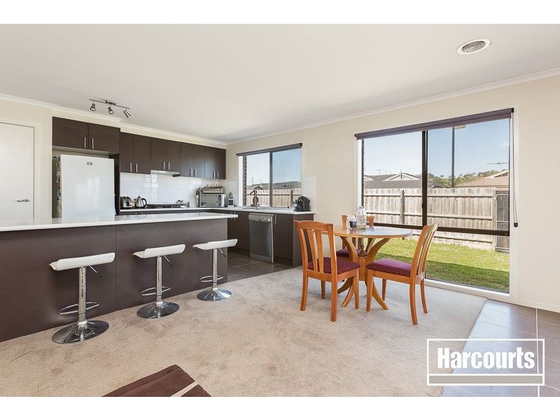 28 Pomegranate Way, Pakenham VIC 3810