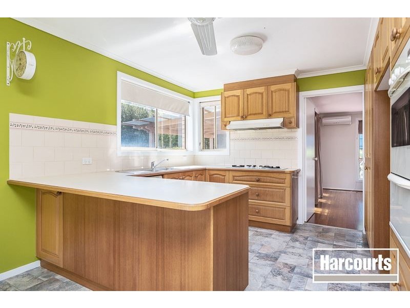 31 Lawrence Drive, Berwick VIC 3806