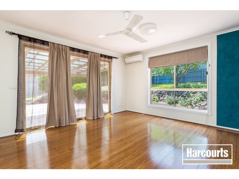 31 Lawrence Drive, Berwick VIC 3806