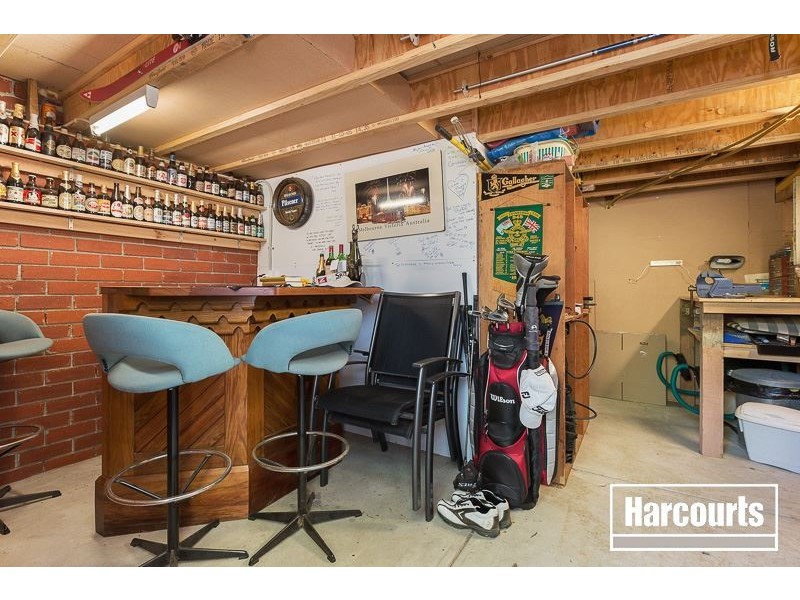 1A Graneel Grove, Berwick VIC 3806