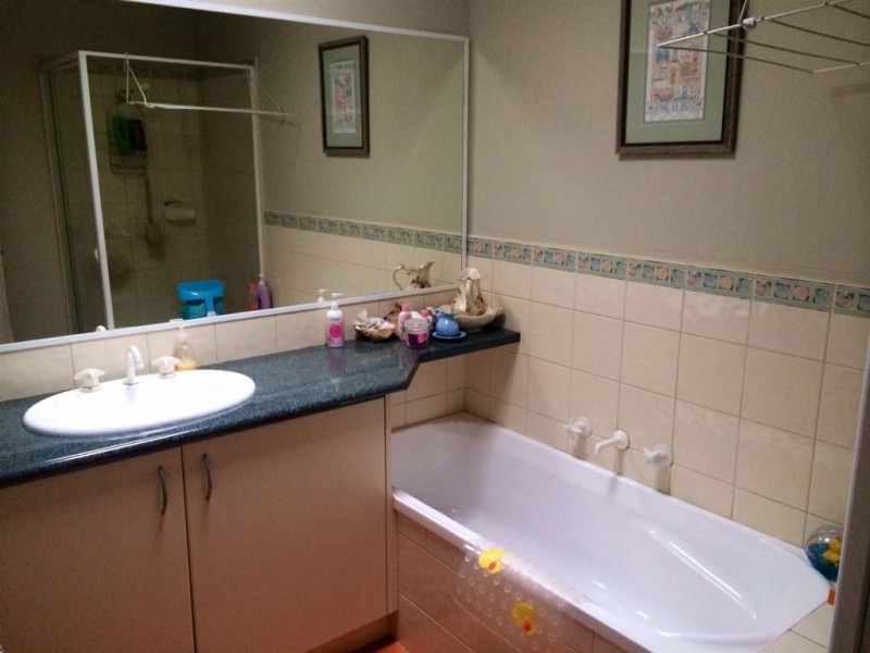 7 Larne Close, Berwick VIC 3806