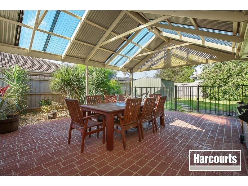 27 Willslie Crescent, Berwick VIC 3806