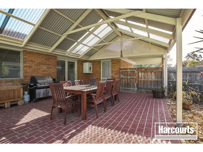 27 Willslie Crescent, Berwick VIC 3806