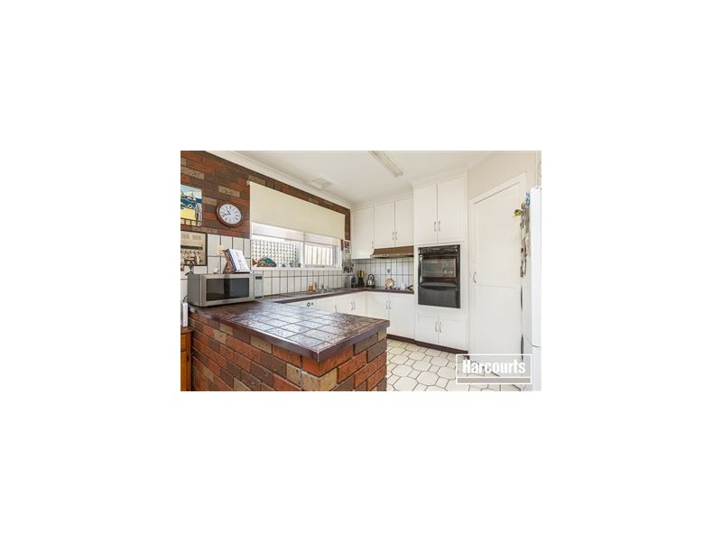 19 Mansfield Street, Berwick VIC 3806