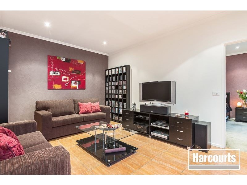 1 Tenandra Court, Berwick VIC 3806