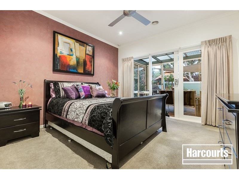 1 Tenandra Court, Berwick VIC 3806