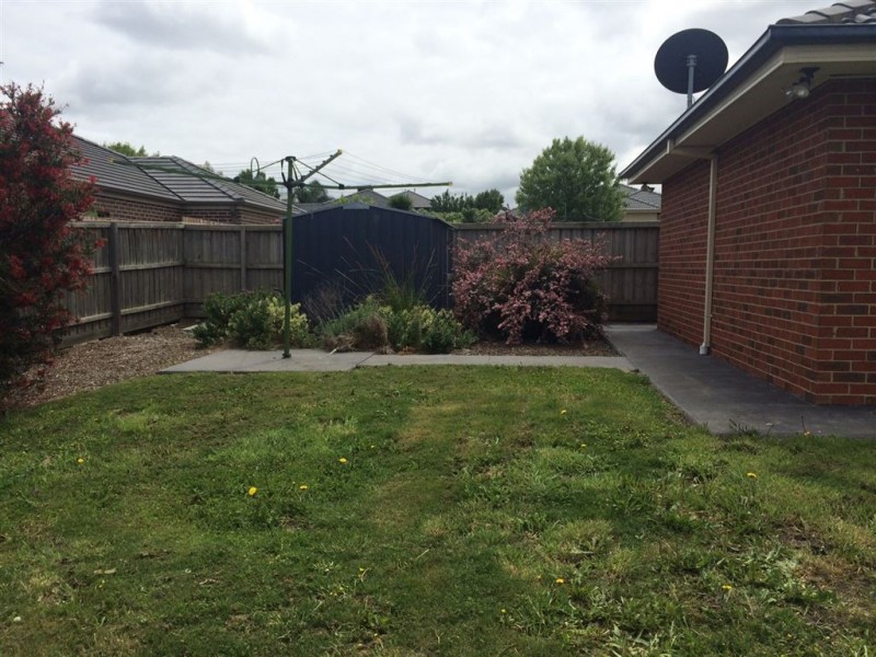 3 Atkinson Drive, Berwick VIC 3806