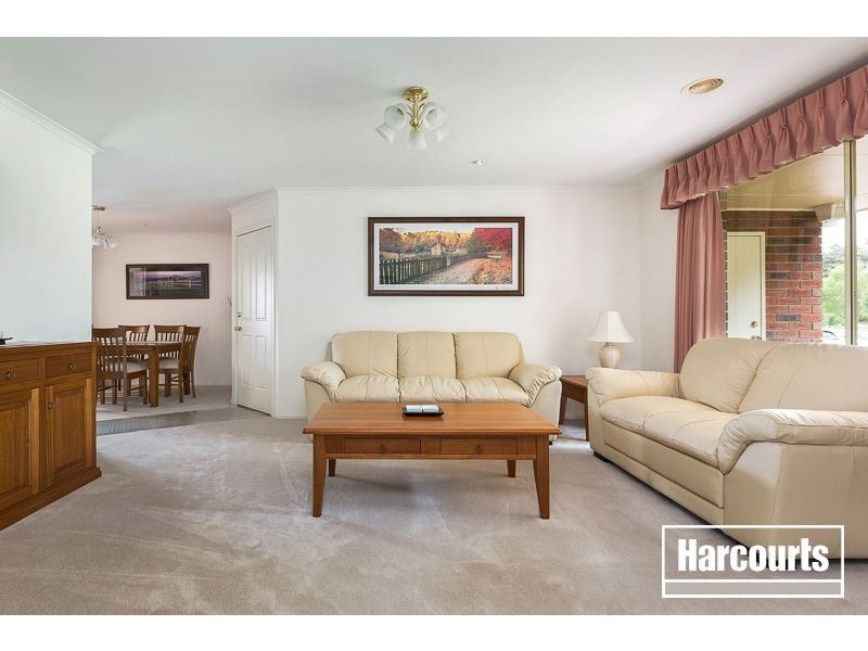6 Begonia Way, Narre Warren South VIC 3805