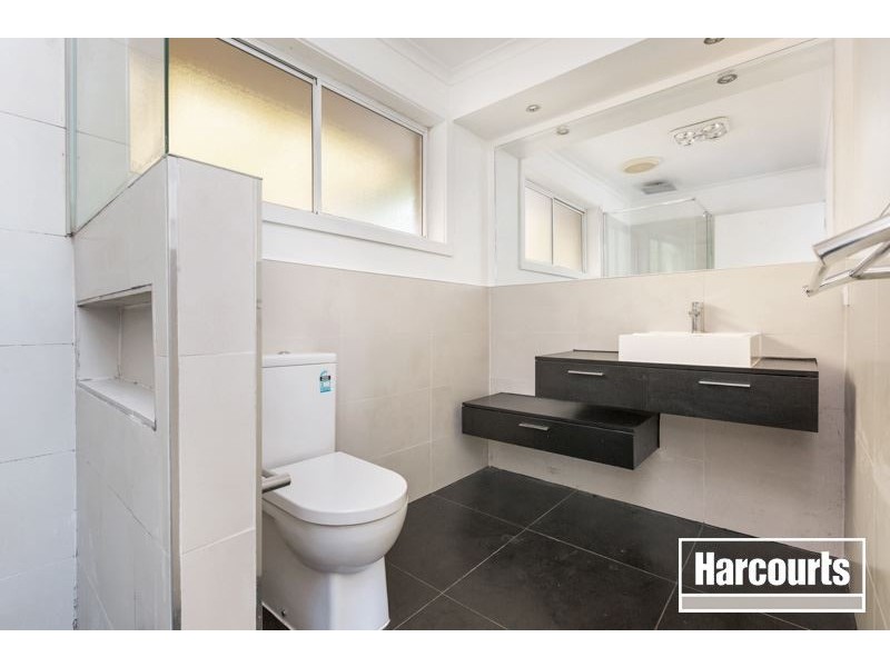 6 Sunnyside Drive, Berwick VIC 3806