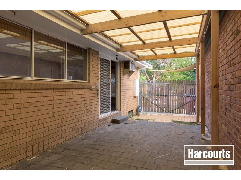 6 Sunnyside Drive, Berwick VIC 3806