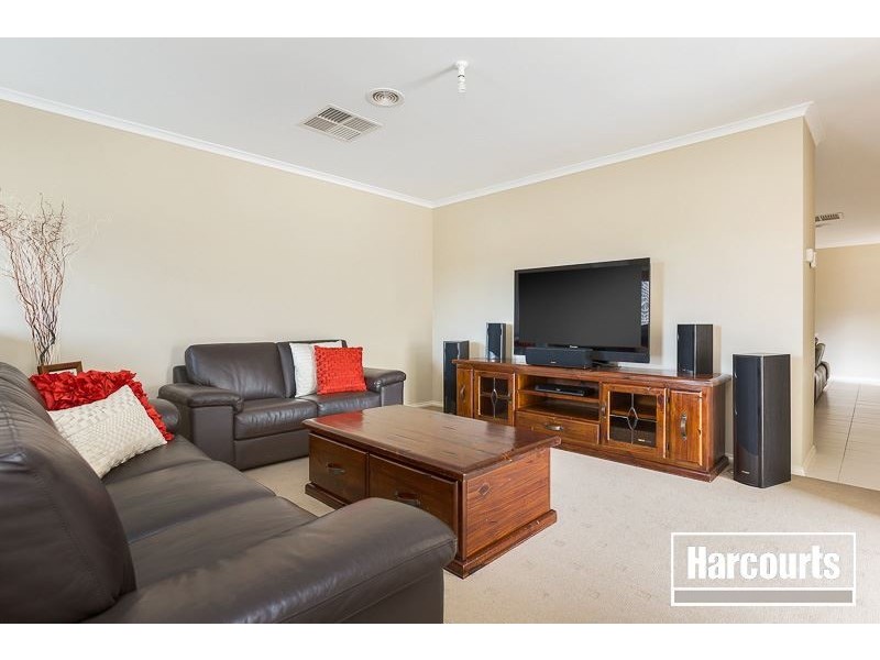 12 Daventry Court, Berwick VIC 3806