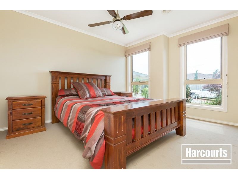 12 Daventry Court, Berwick VIC 3806