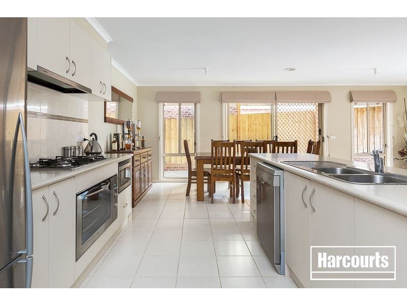 12 Daventry Court, Berwick VIC 3806